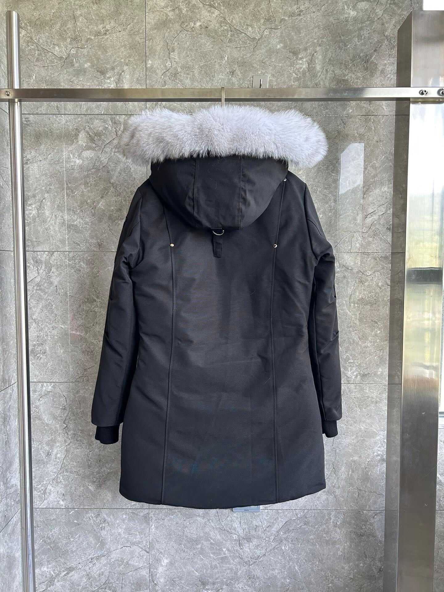 Moose Knuckles Stirling Parka J01 Moose Knuckles Stirling Parka J01